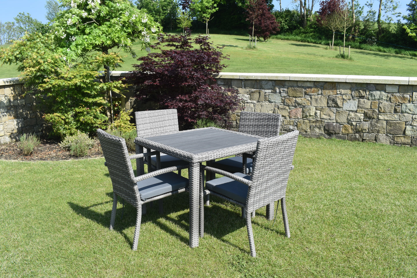 Kensington Garden Dining Set