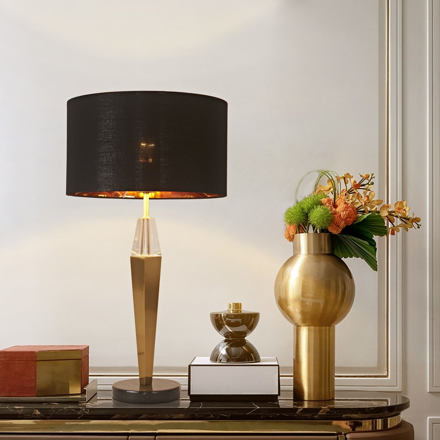 Cian Lamp
