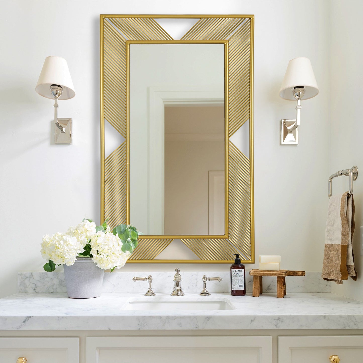 Iris Mirror