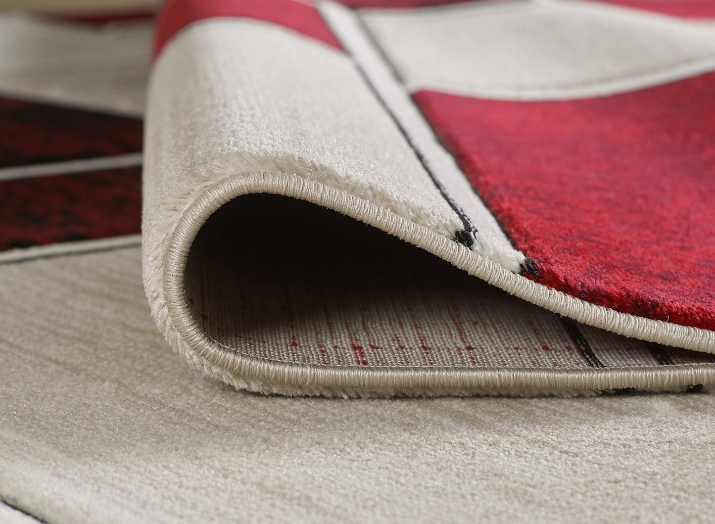 Oliver Rug - Cream Red