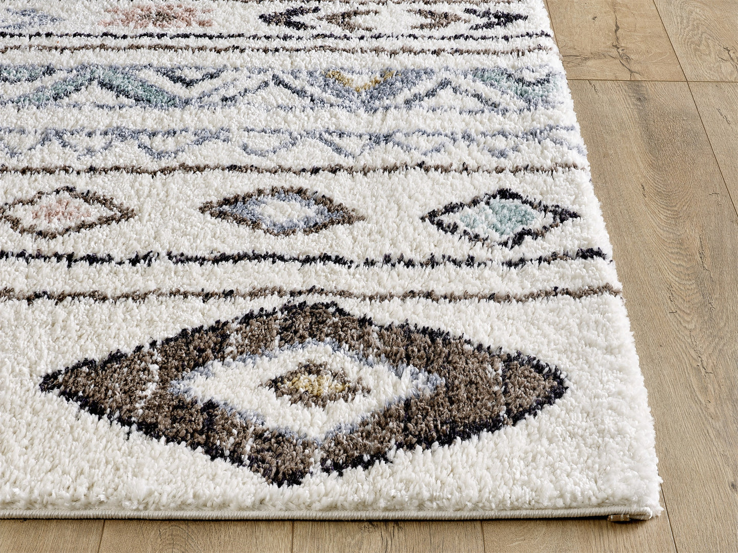 Isla Rug 5 - 104 White