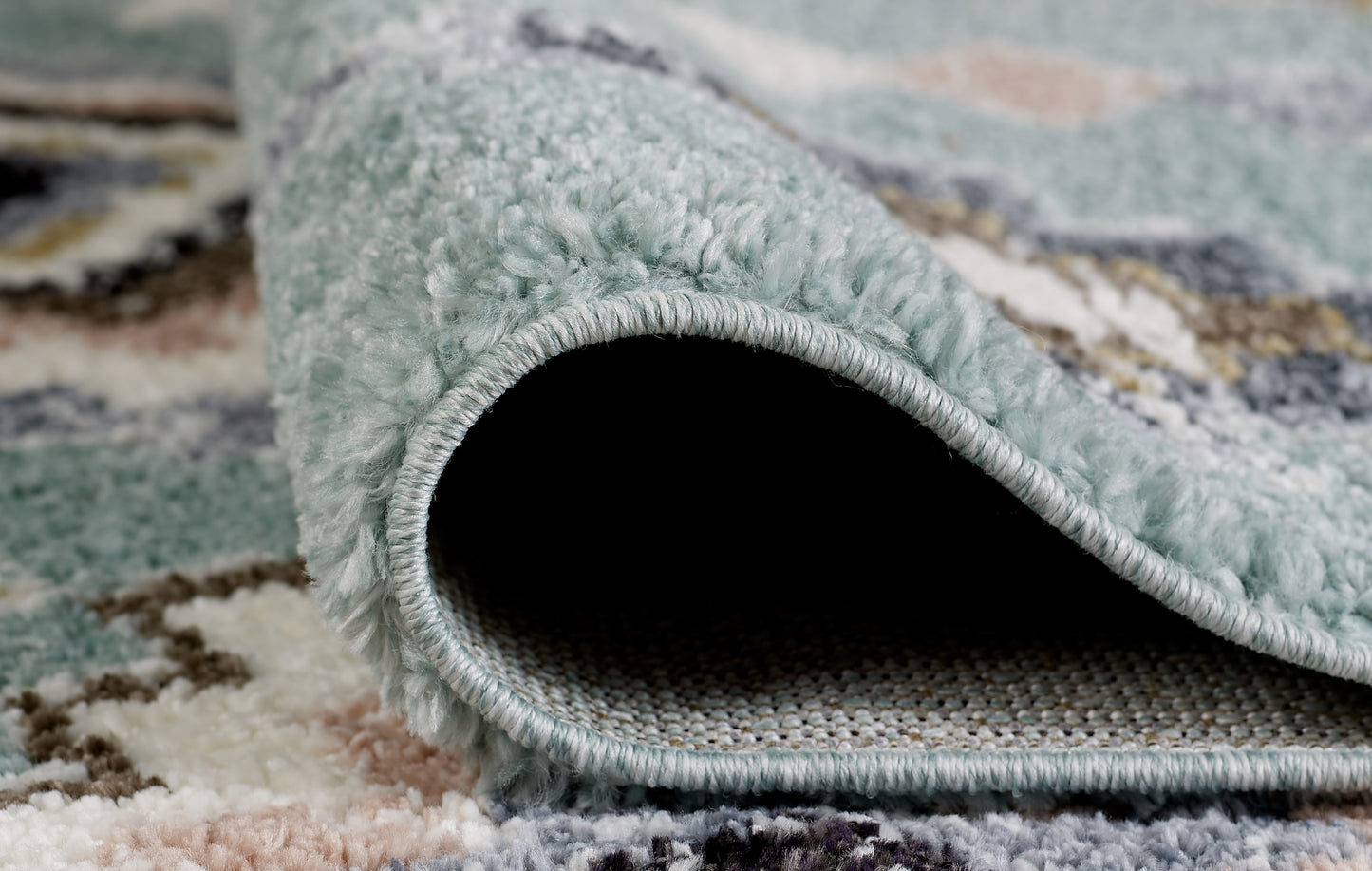 Mia Rug 3 - 123A