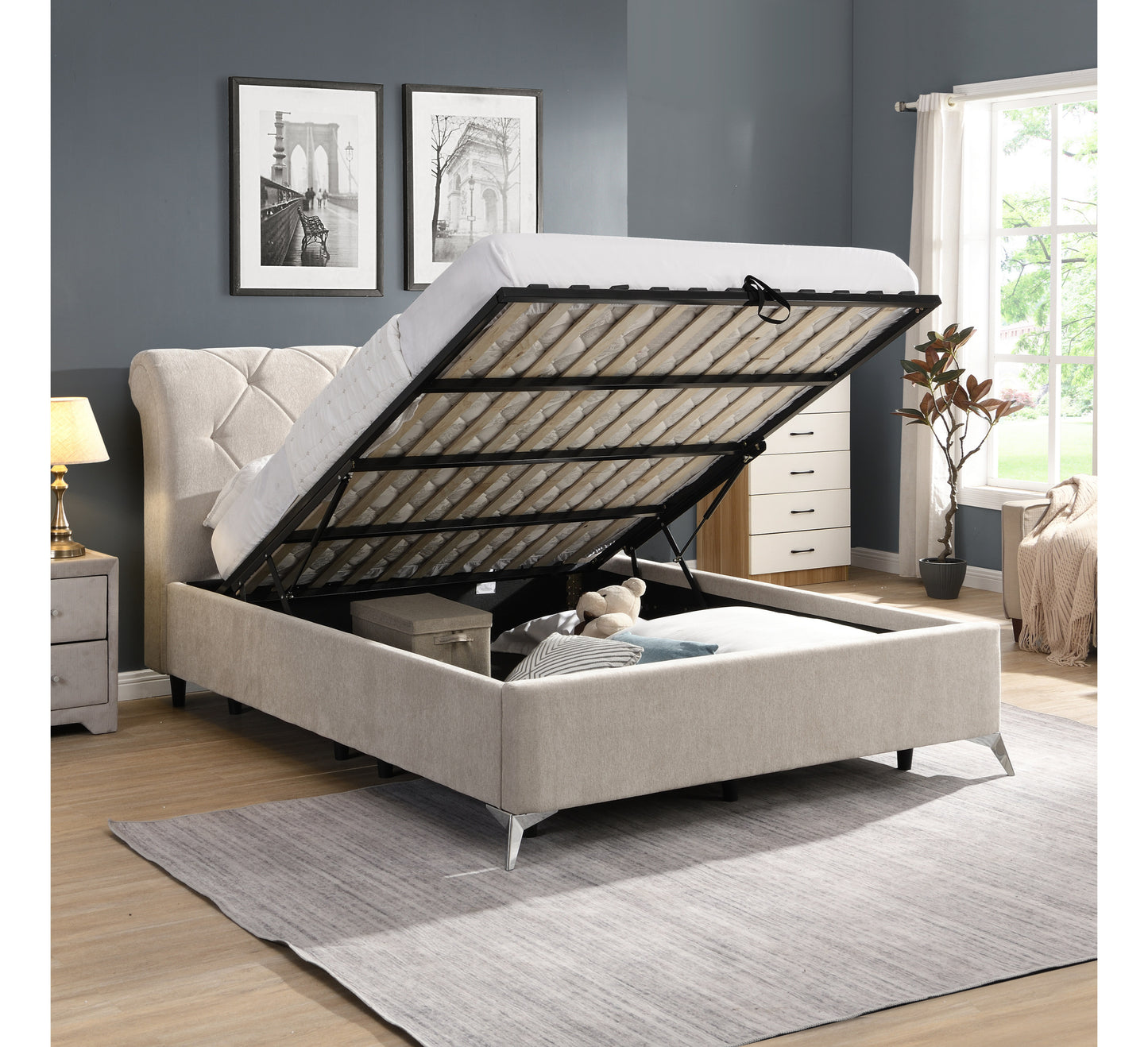 Avery Gas Lift Bed
