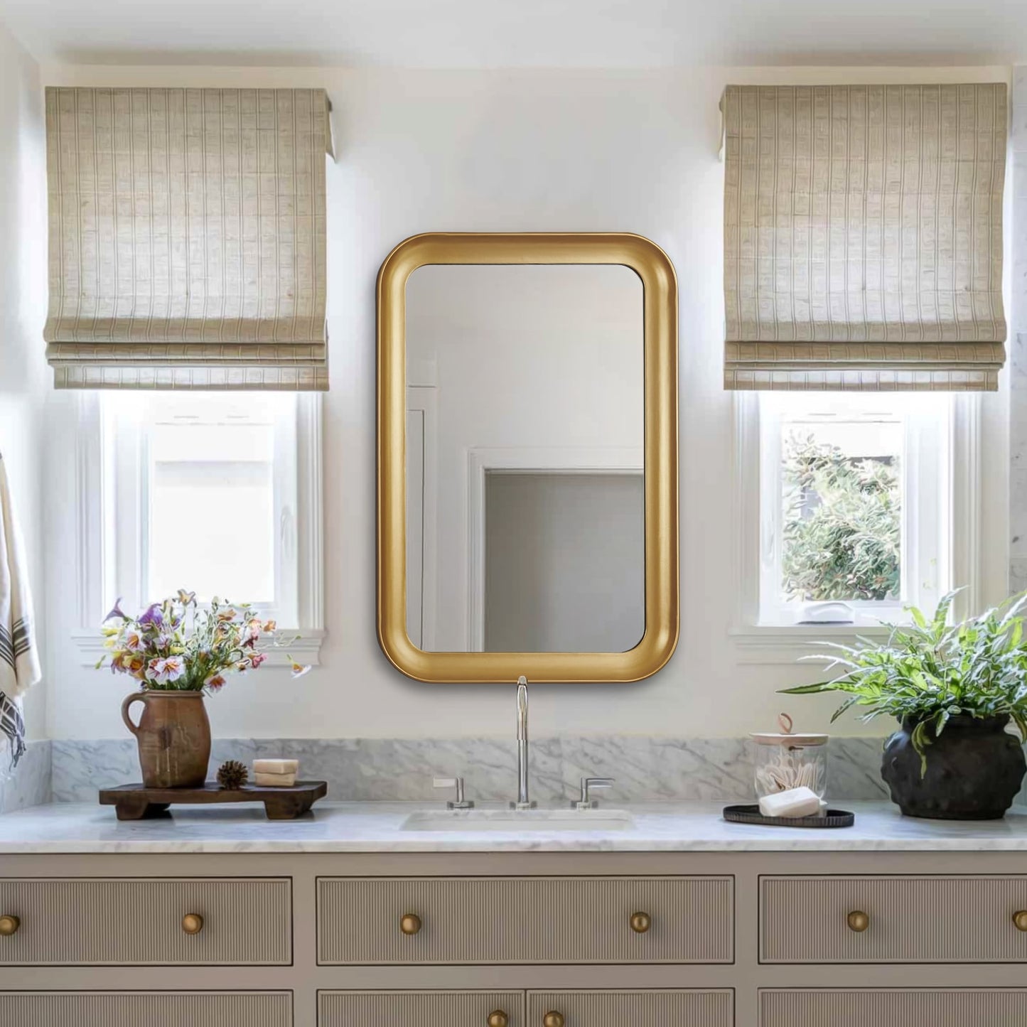 Luciana Mirror