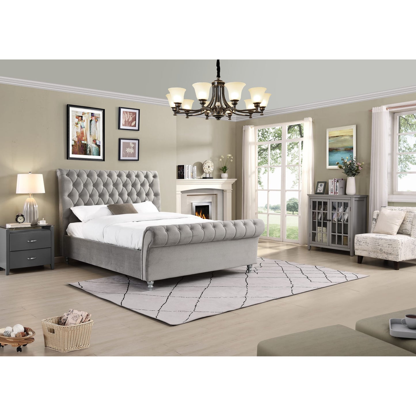 Quinn Silver Bed